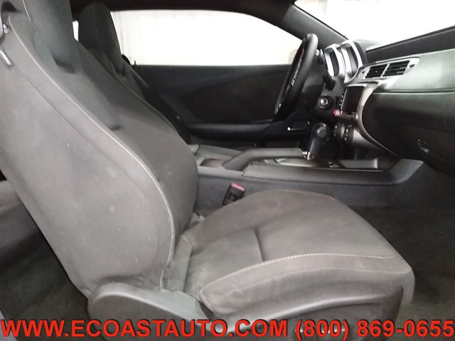 Used 2013 Chevrolet Camaro LT RWD image 13
