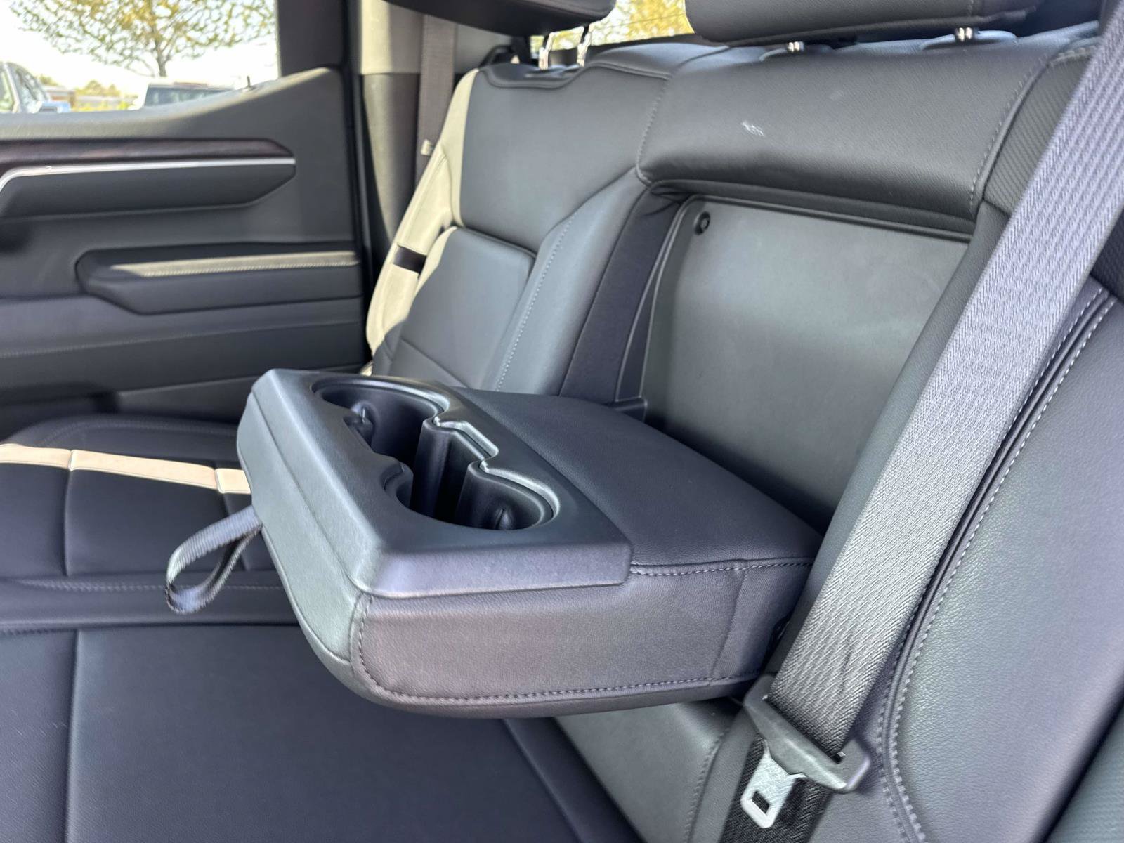 Certified 2025 GMC Sierra 1500 SLT AWD/4WD image 21