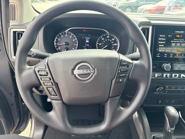 Used 2025 Nissan Frontier SV w/ Tow Package image 29