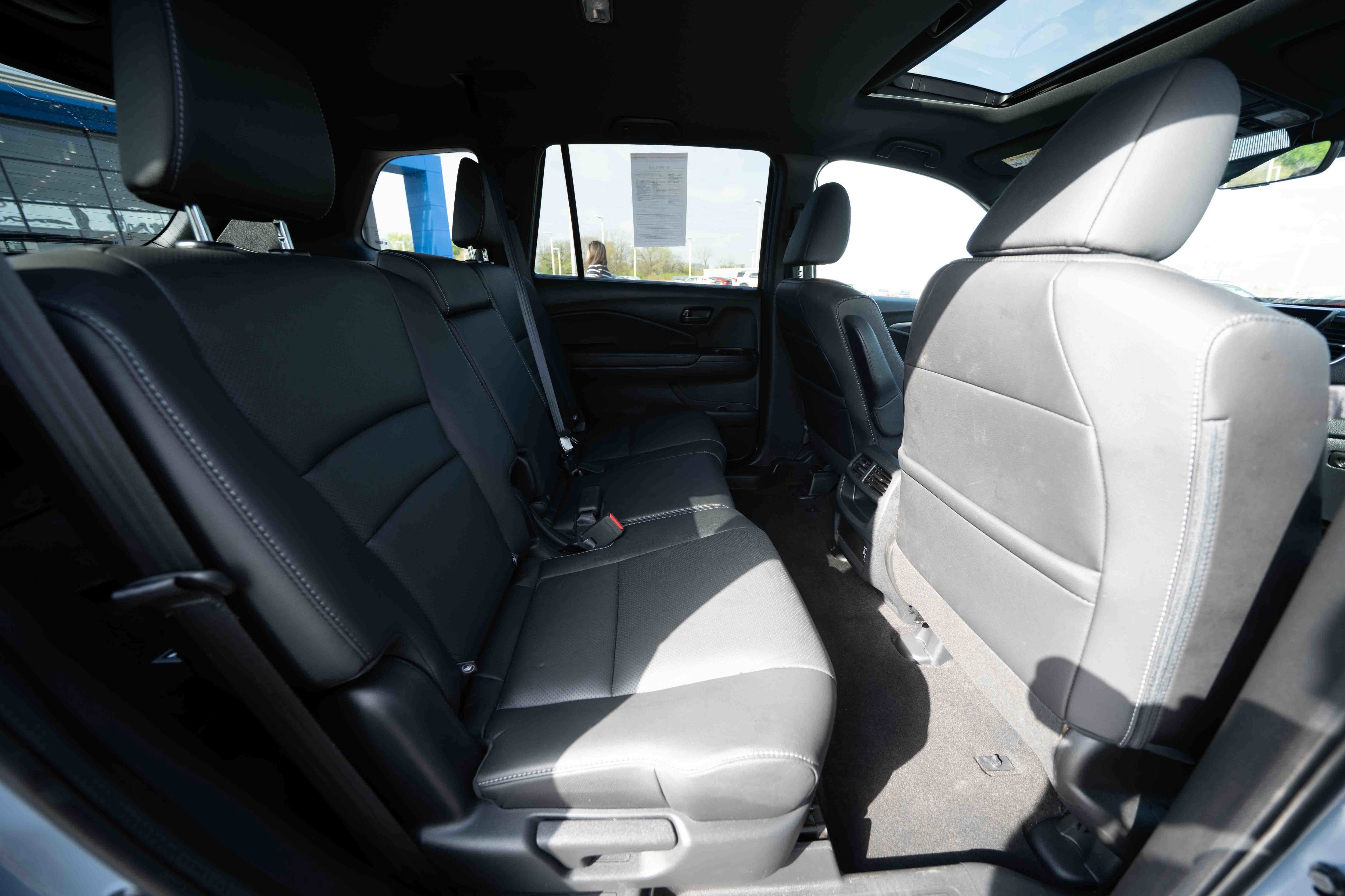 Used 2022 Honda Passport EX-L image 25