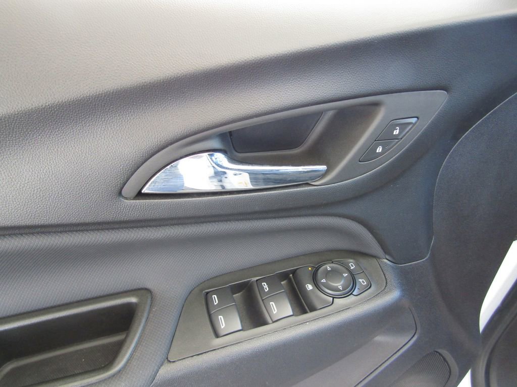 Used 2024 Chevrolet Equinox RS w/ RS Leather Package AWD/4WD image 23