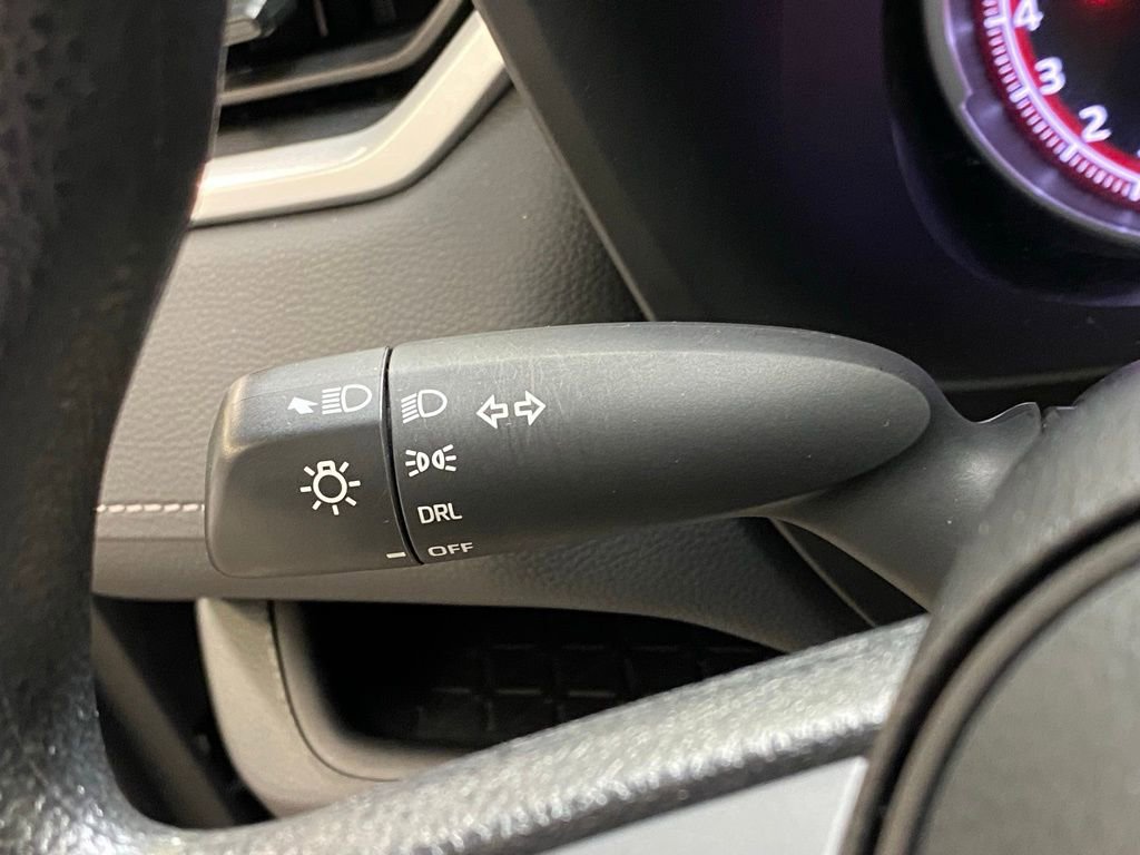 Used 2024 Toyota RAV4 LE image 21