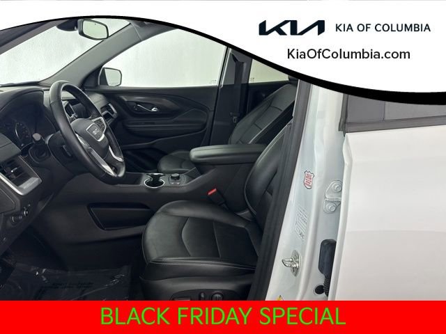 Used 2024 GMC Terrain SLT image 21