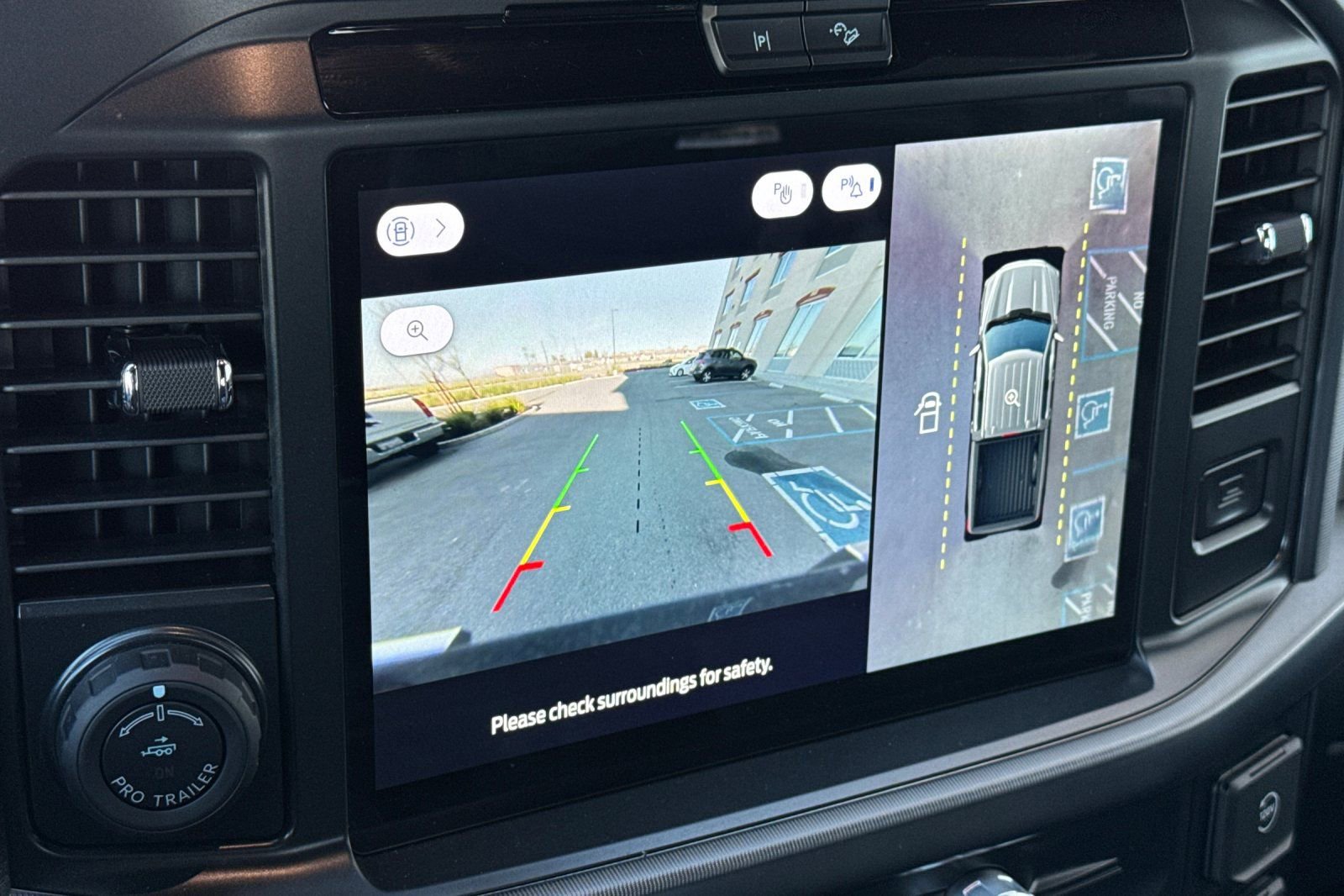 New 2025 Ford F150 Platinum w/ Equipment Group 702A High image 21