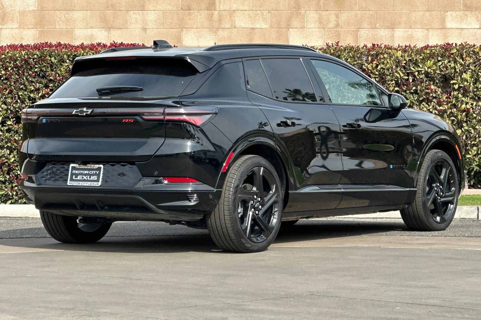 Used 2024 Chevrolet Equinox EV RS image 4