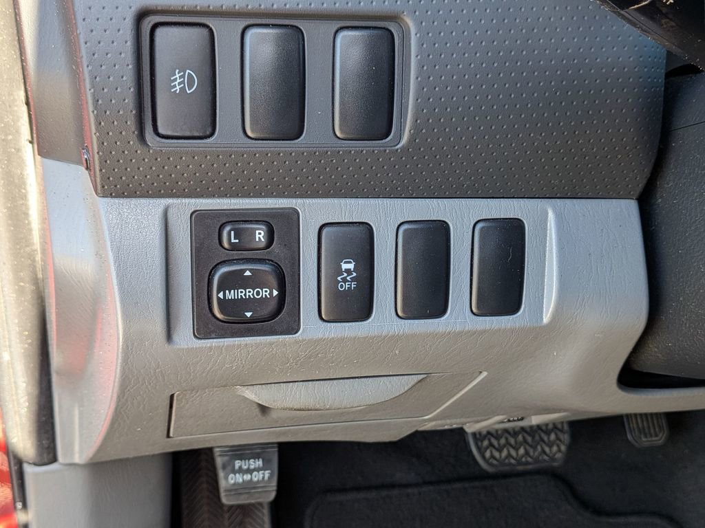 Used 2013 Toyota Tacoma PreRunner w/ SR5 Pkg RWD image 17