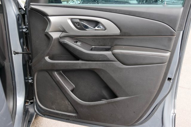 Used 2018 Chevrolet Traverse LT w/ LPO, Cargo Package image 14