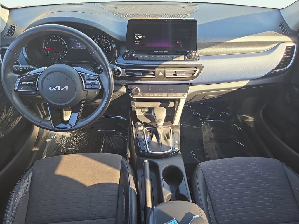 Certified 2023 Kia Seltos S w/ Navigation Package image 20