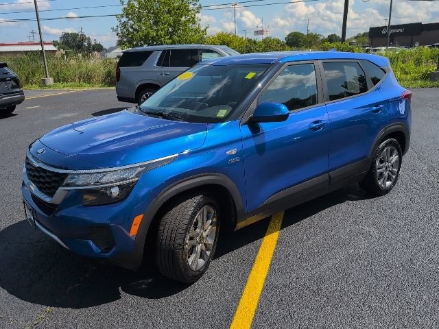 Used 2021 Kia Seltos LX