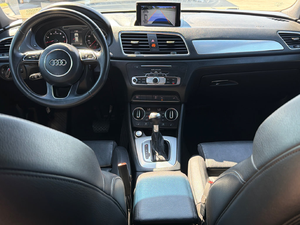 Used 2018 Audi Q3 2.0T Premium Plus w/ Premium Plus Package FWD image 13