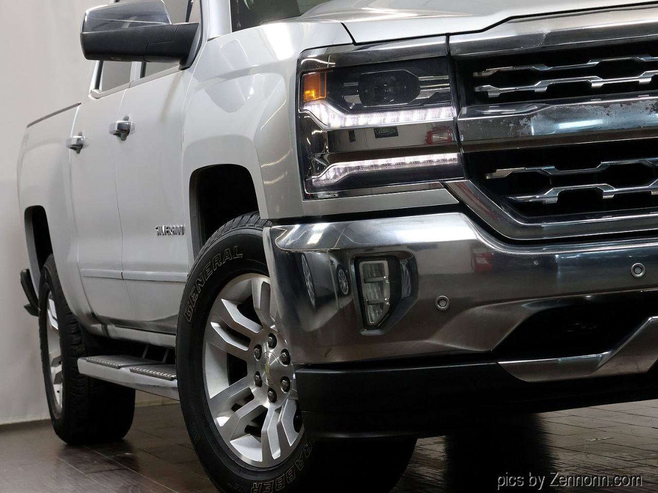 Used 2017 Chevrolet Silverado 1500 LTZ w/ LTZ Plus Package image 4