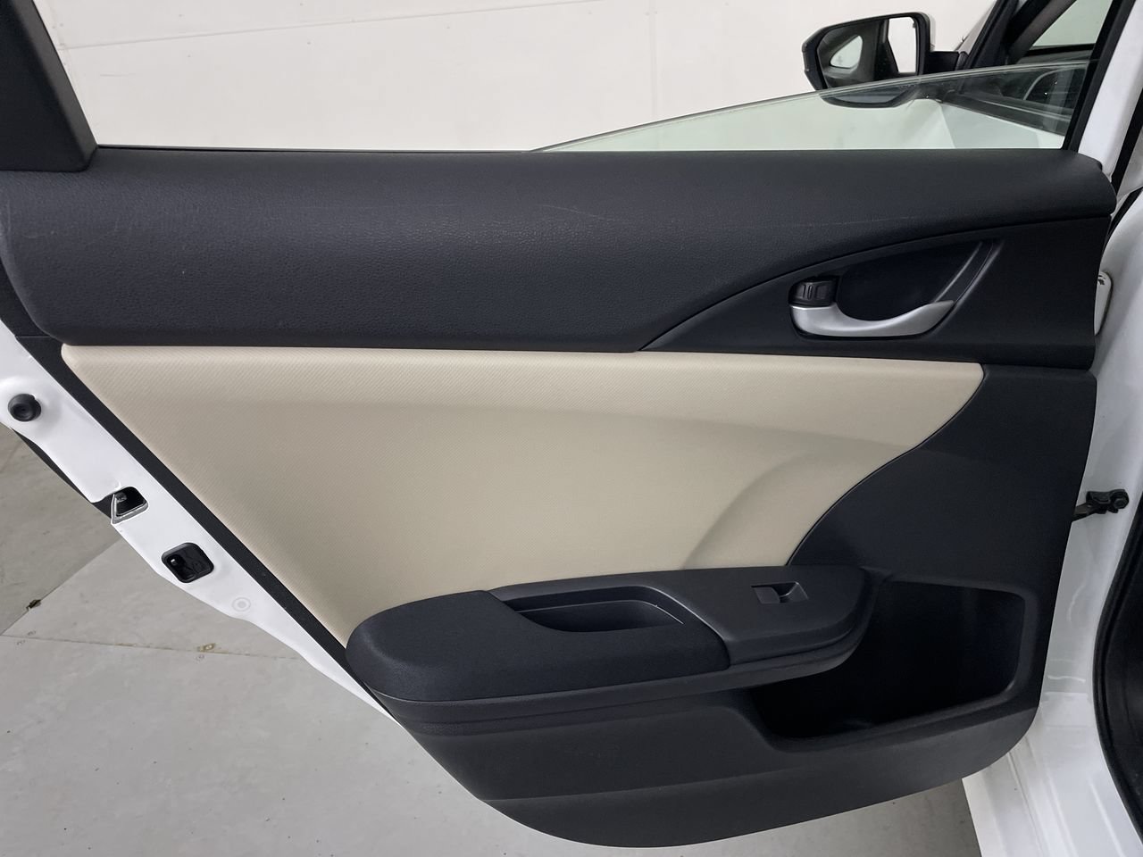 Used 2017 Honda Civic EX image 19