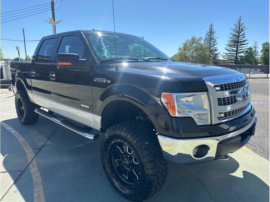 Used 2014 Ford F150 XLT w/ Equipment Group 302A Luxury AWD/4WD image 4