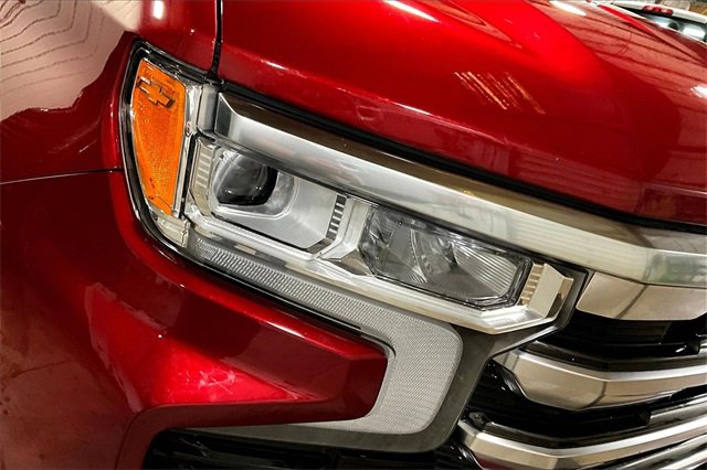 Certified 2024 Chevrolet Silverado 1500 High Country w/ Technology Package image 4