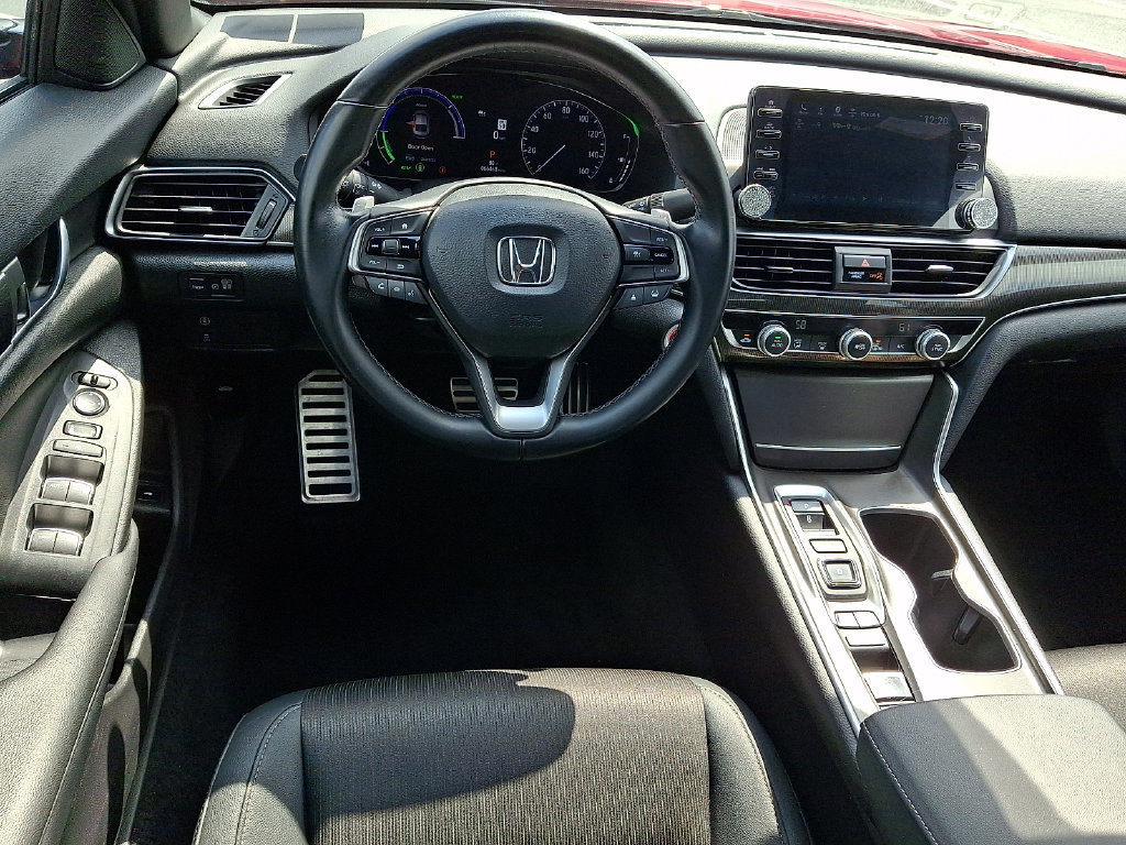 Used 2022 Honda Accord Sport image 2