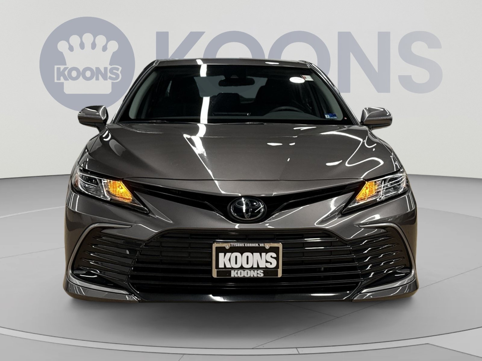 Used 2021 Toyota Camry LE FWD image 4