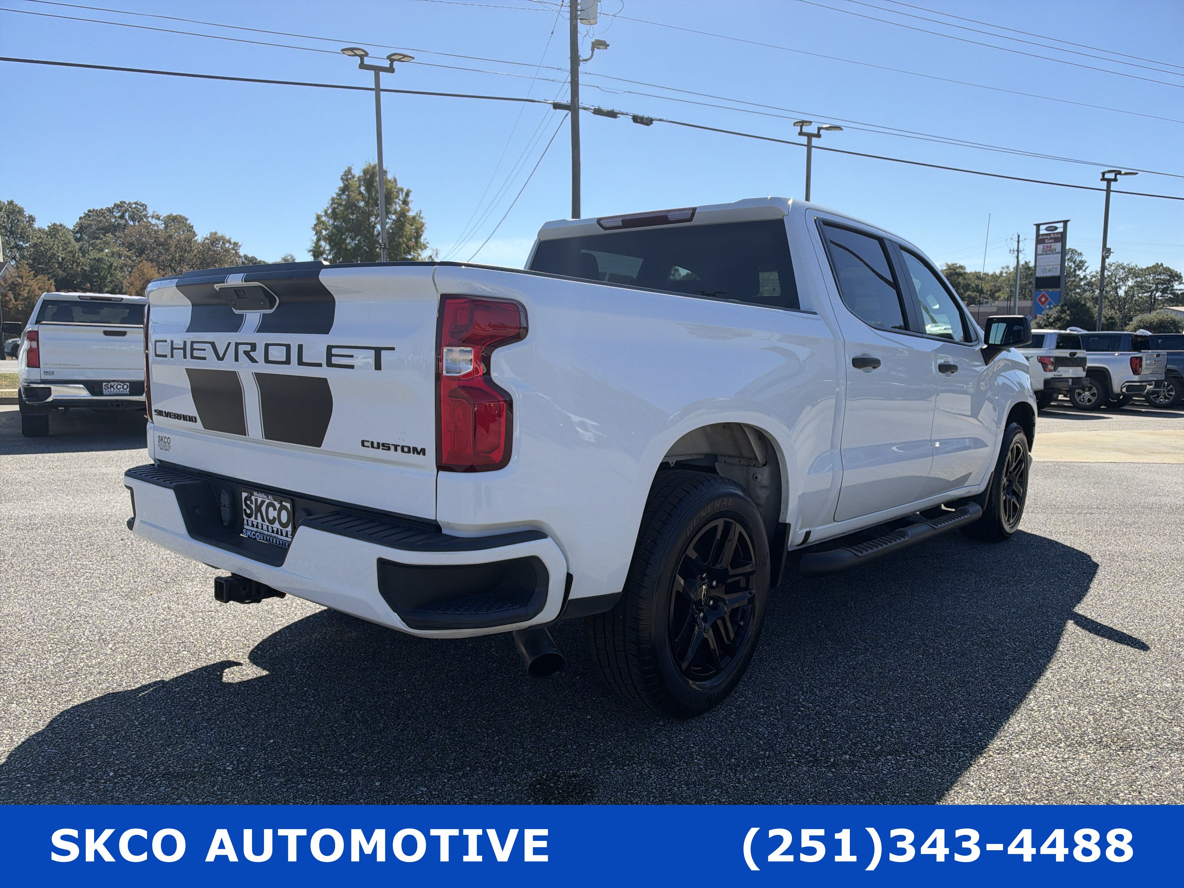 Used 2022 Chevrolet Silverado 1500 Custom w/ Rally Edition RWD image 5
