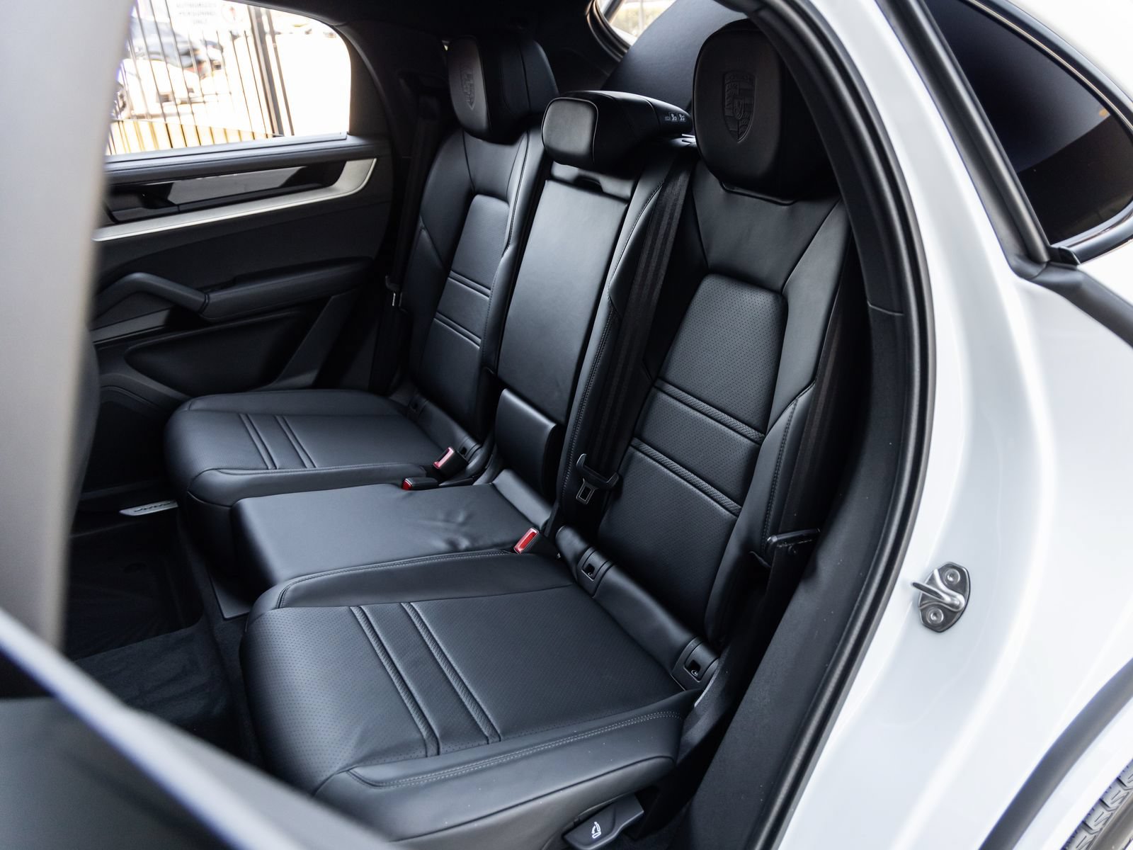 Certified 2026 Porsche Cayenne S AWD/4WD image 36