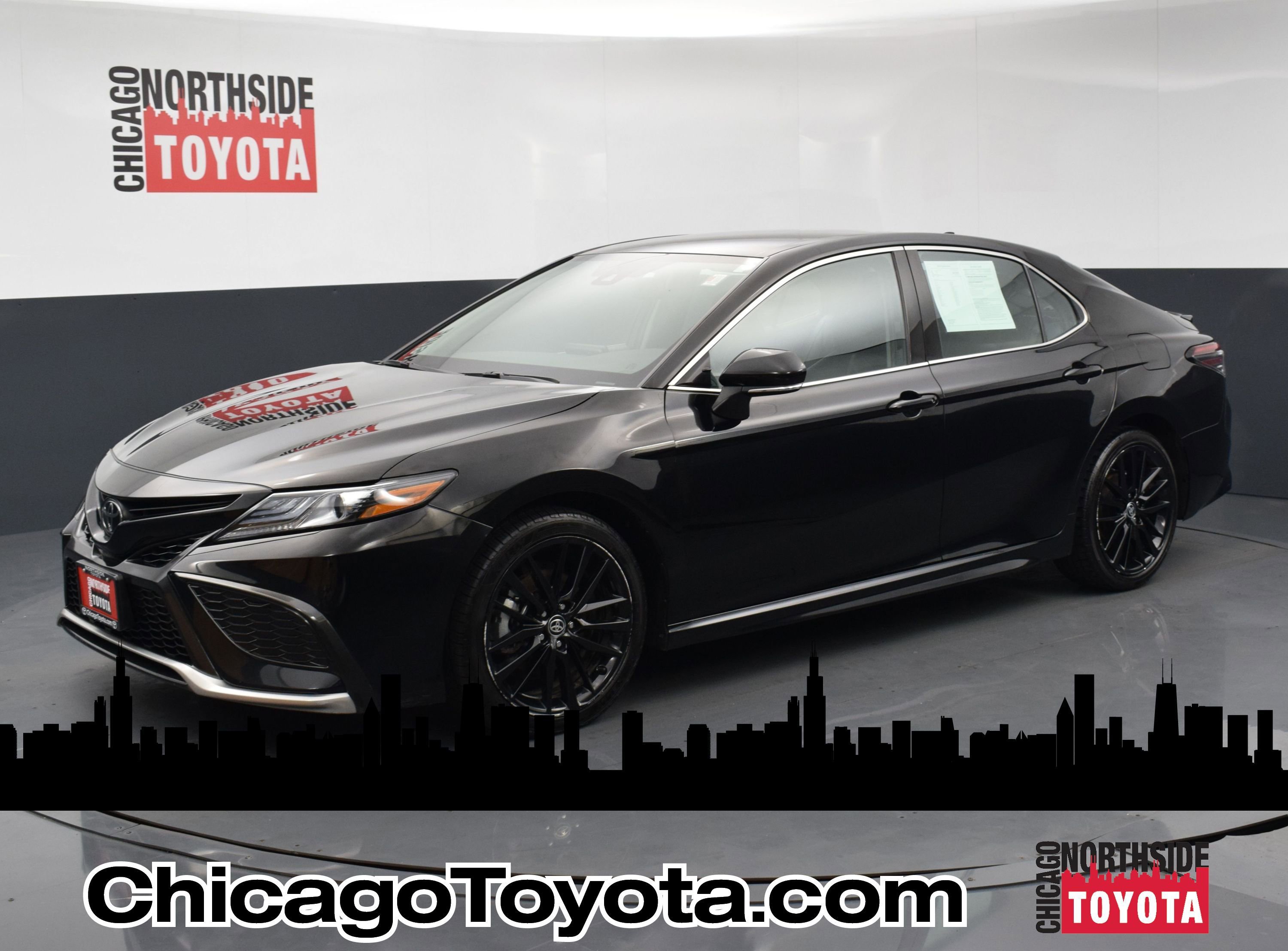 Used 2024 Toyota Camry XSE FWD image 1