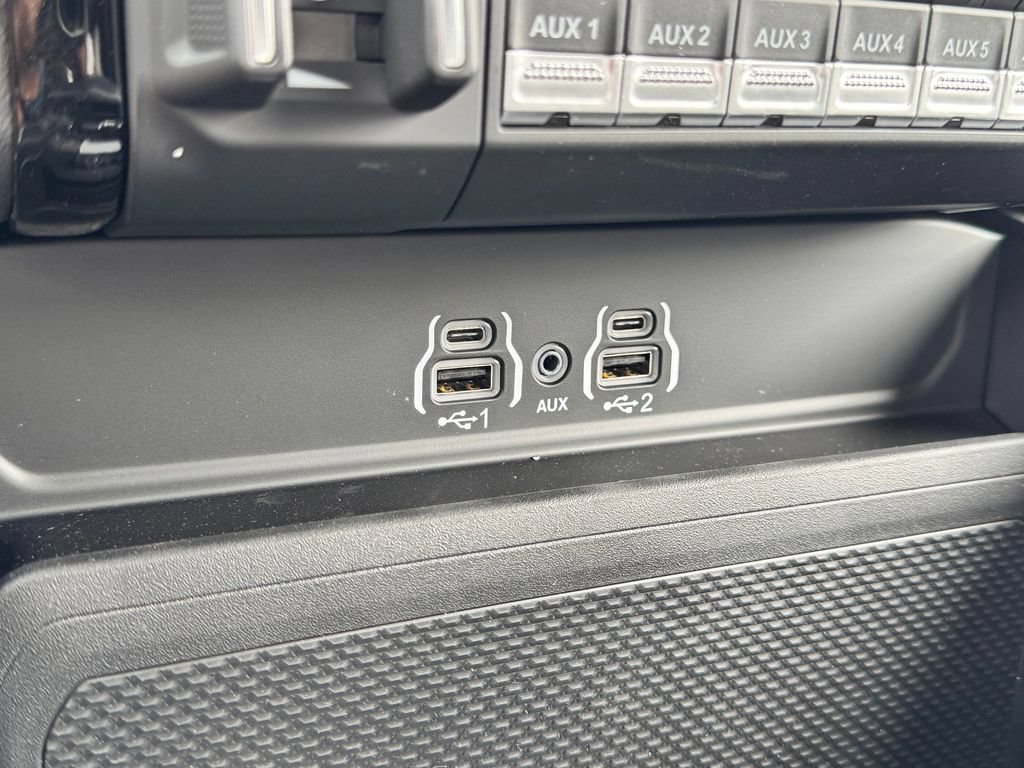 New 2026 RAM 3500 Big Horn AWD/4WD image 20