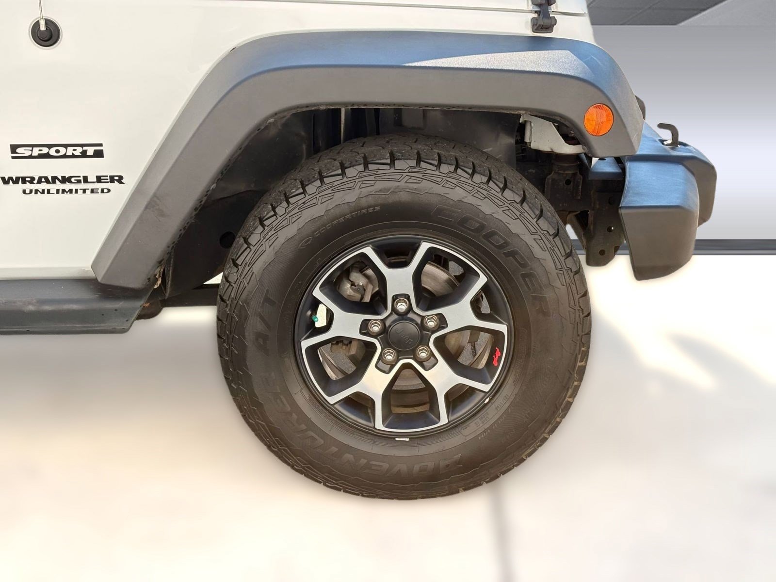 Used 2017 Jeep Wrangler Unlimited Sport w/ Connectivity Group image 12