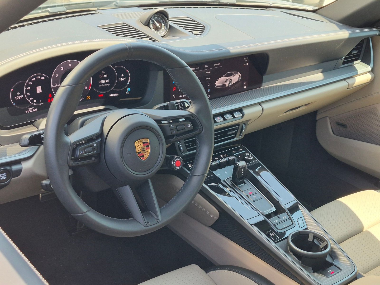 Certified 2025 Porsche 911 Carrera RWD image 4