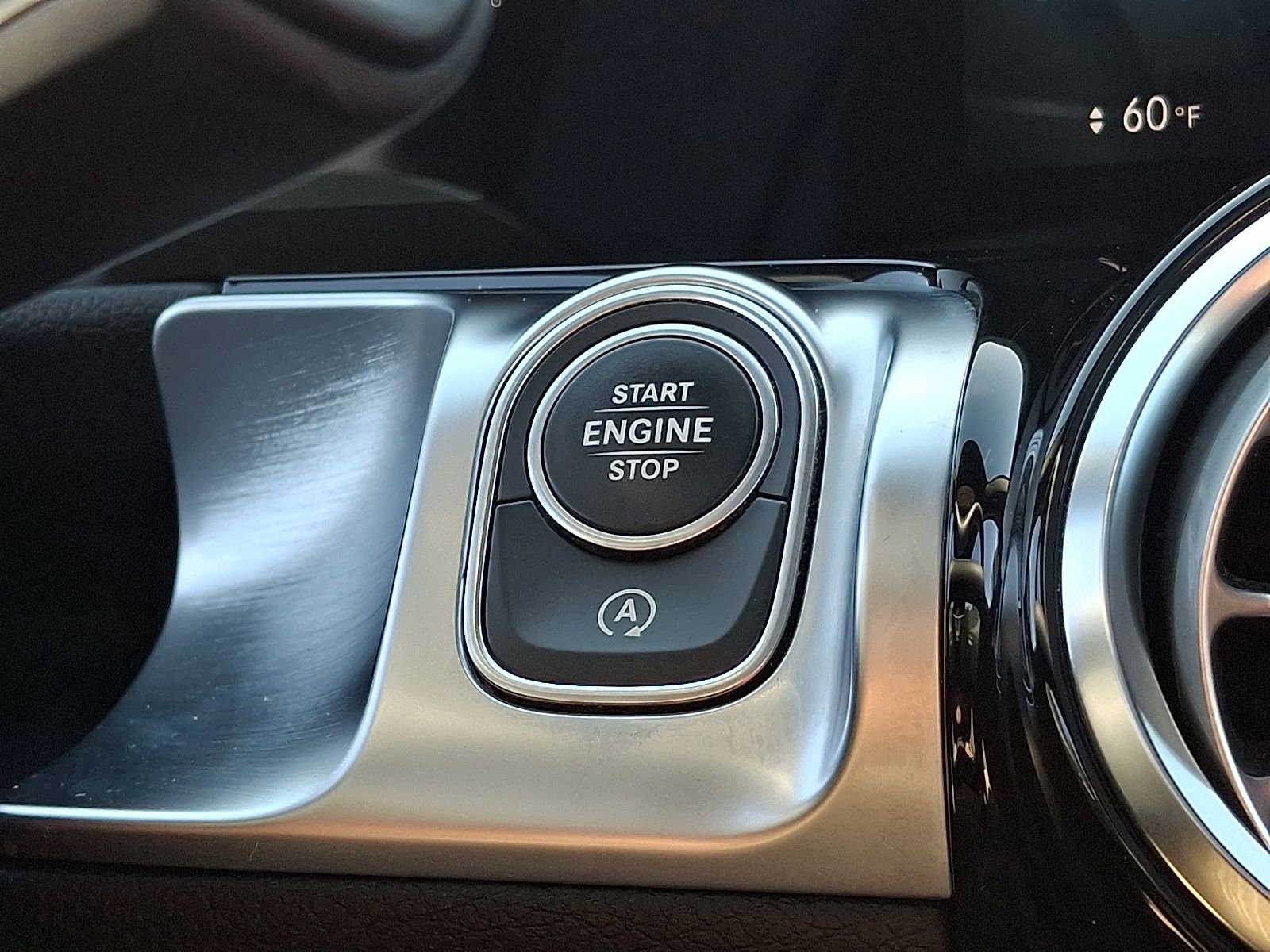 Certified 2021 Mercedes-Benz GLB 250 4MATIC image 24