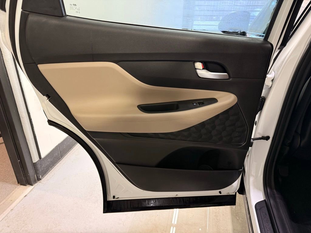 Used 2023 Hyundai Santa Fe SEL image 19