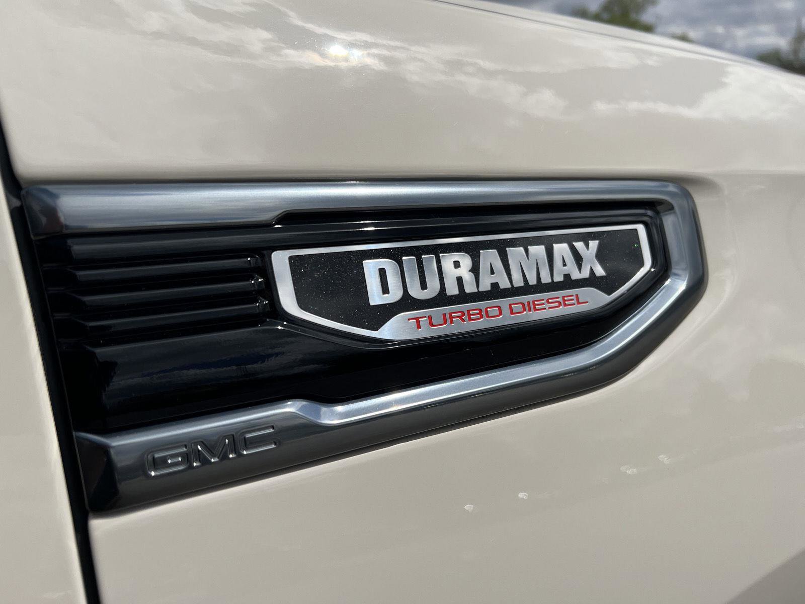 New 2026 GMC Sierra 1500 AT4 w/ AT4 Premium Package AWD/4WD image 3