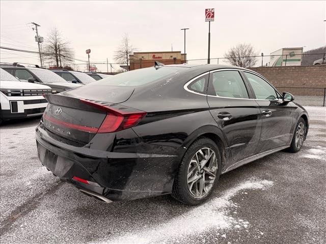 Used 2023 Hyundai Sonata SEL w/ Cargo Package image 10