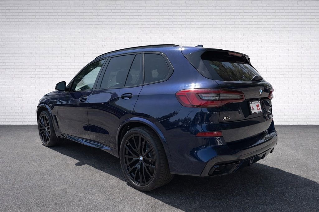Used 2021 BMW X5 M50i w/ Executive Package image 6