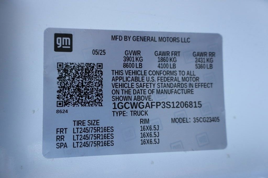 New 2025 Chevrolet Express 2500 w/ Driver Convenience Package image 25