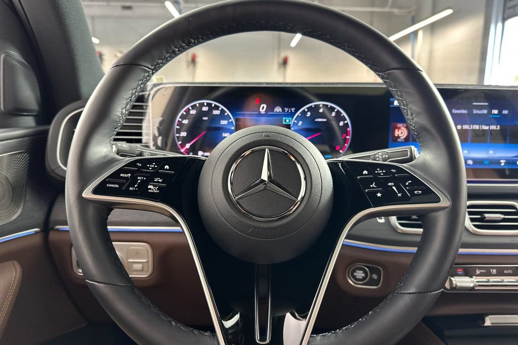 Certified 2026 Mercedes-Benz GLS 450 4MATIC image 29