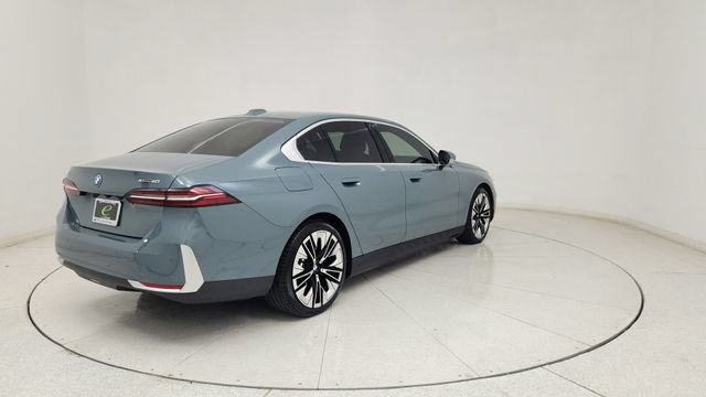 Used 2026 BMW i5 eDrive40 AWD/4WD image 10