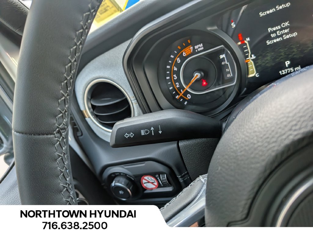 Used 2026 Jeep Wrangler Unlimited Sahara AWD/4WD image 26