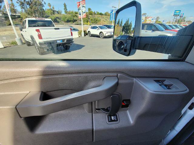 Used 2022 Chevrolet Express 3500 2D Chassis w/ Power Convenience Package image 20