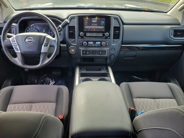 Used 2024 Nissan Titan SV w/ SV Convenience Package image 18
