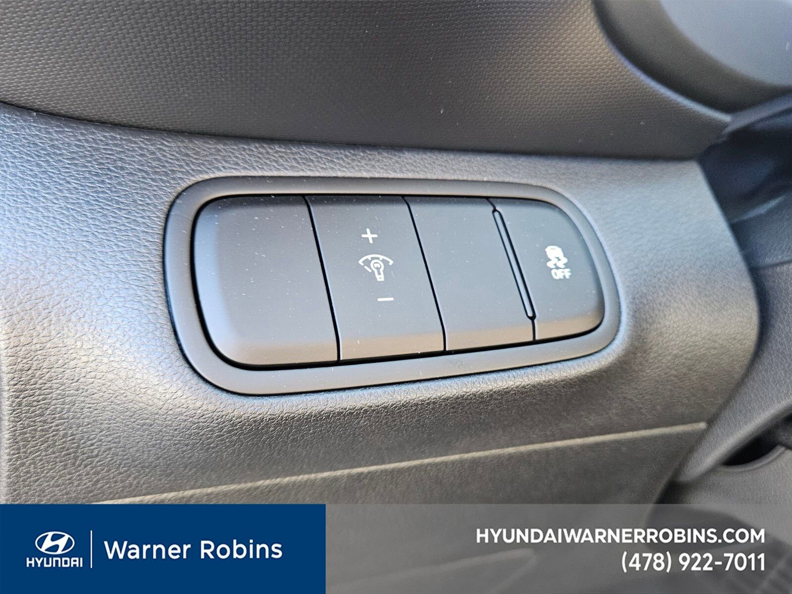 New 2026 Hyundai Venue SE image 25