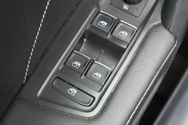 Used 2023 Volkswagen Tiguan SE FWD image 13