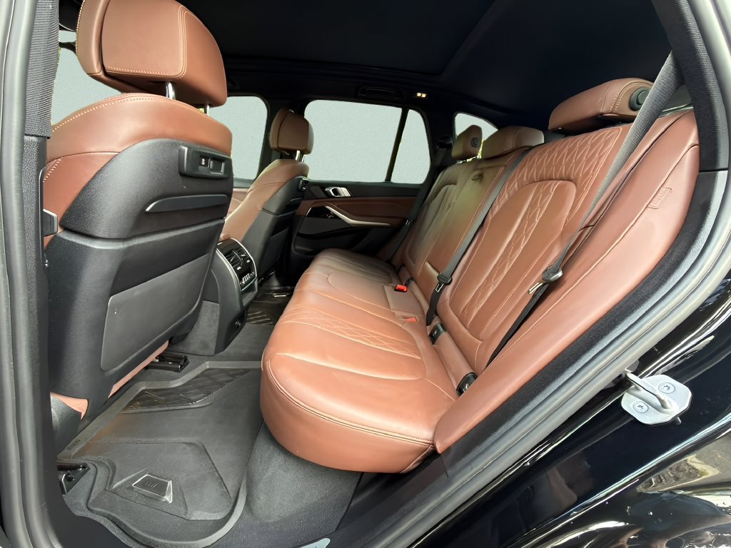 Used 2023 BMW X5 M50i w/ Executive Package AWD/4WD image 20