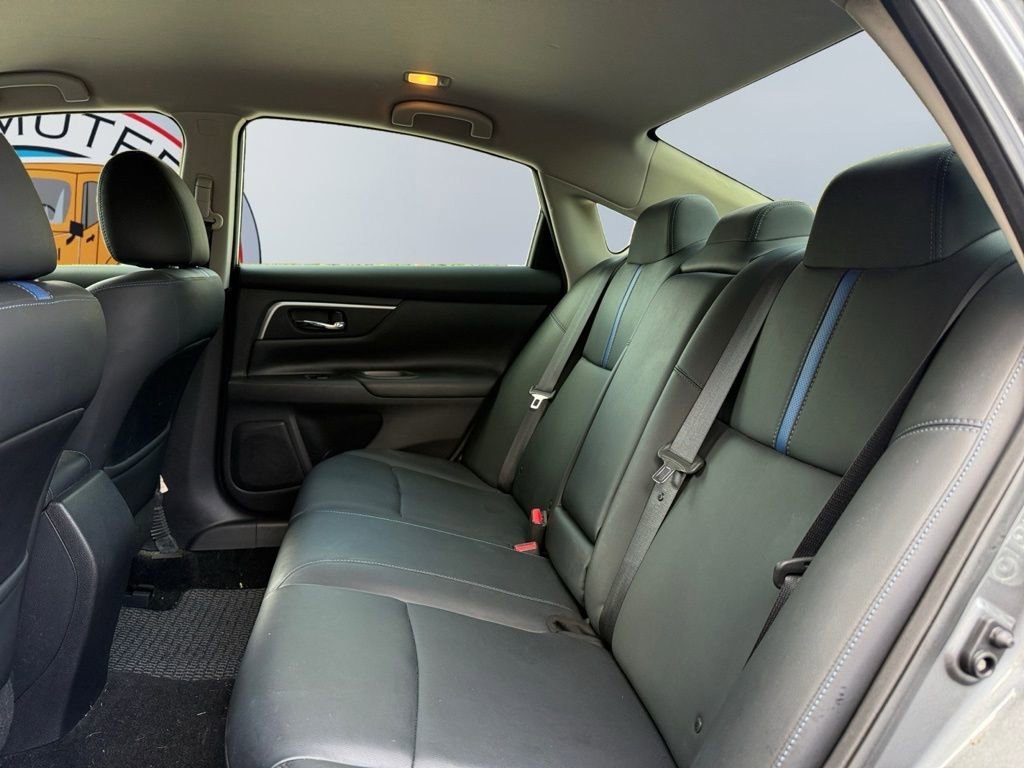 Used 2018 Nissan Altima 2.5 SR w/ SR Special Edition image 19