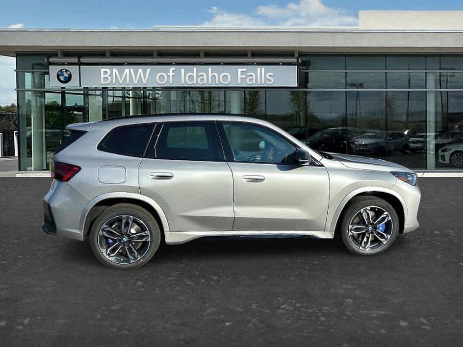 New 2025 BMW X1 M35i w/ Premium Package AWD/4WD image 16