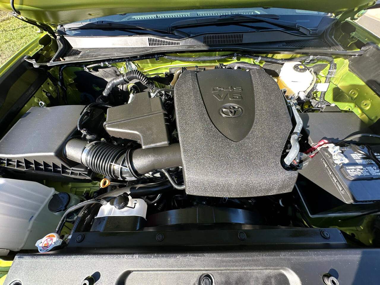 Used 2023 Toyota Tacoma TRD Off-Road image 28