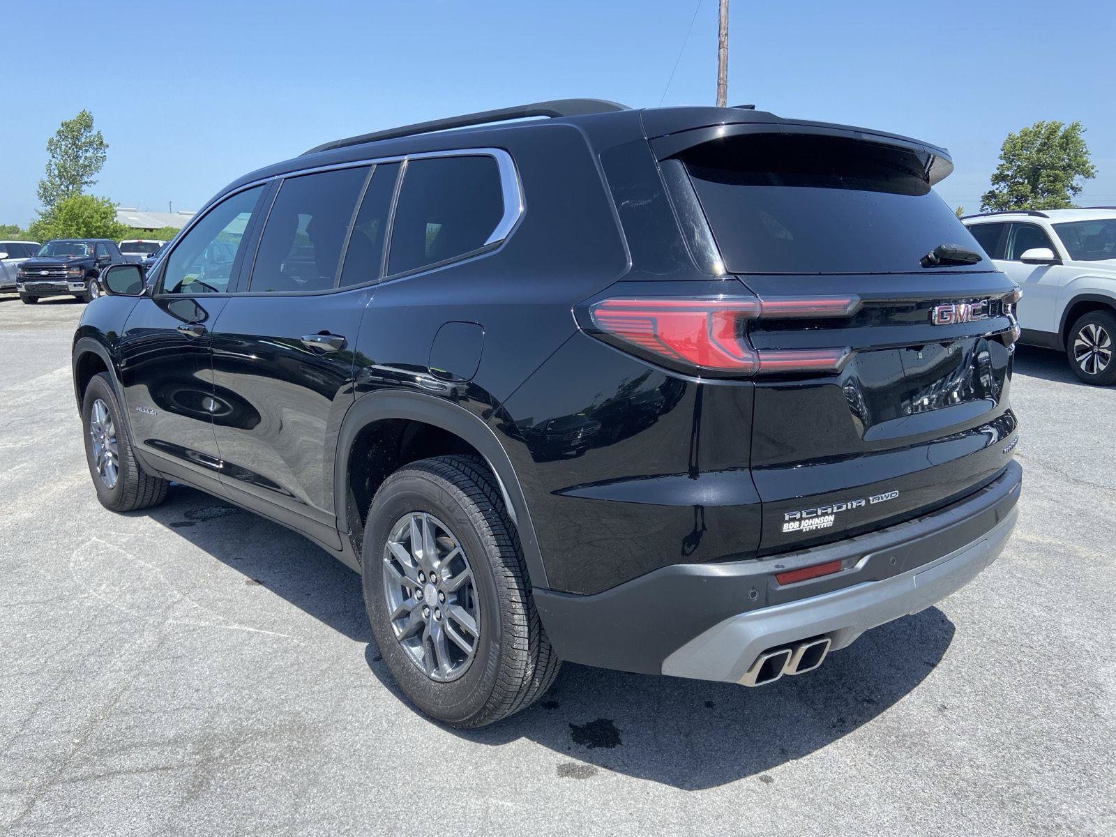 Used 2025 GMC Acadia Elevation AWD/4WD image 10