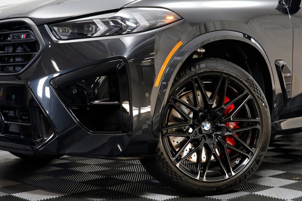 New 2025 BMW X5 M Competition w/ Executive Package image 3
