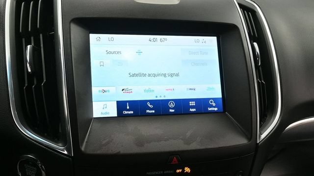 Used 2020 Ford Edge Titanium AWD/4WD image 19