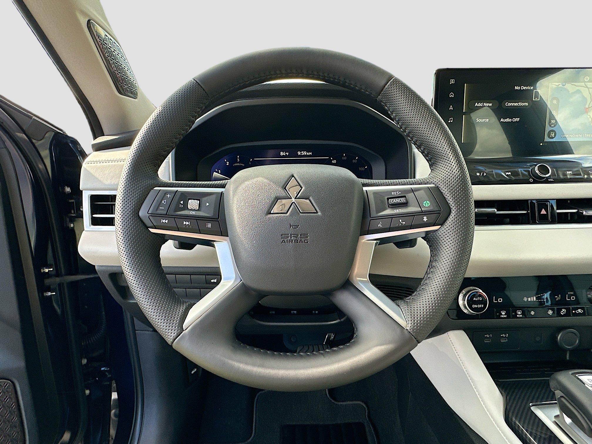 New 2025 Mitsubishi Outlander SE image 7