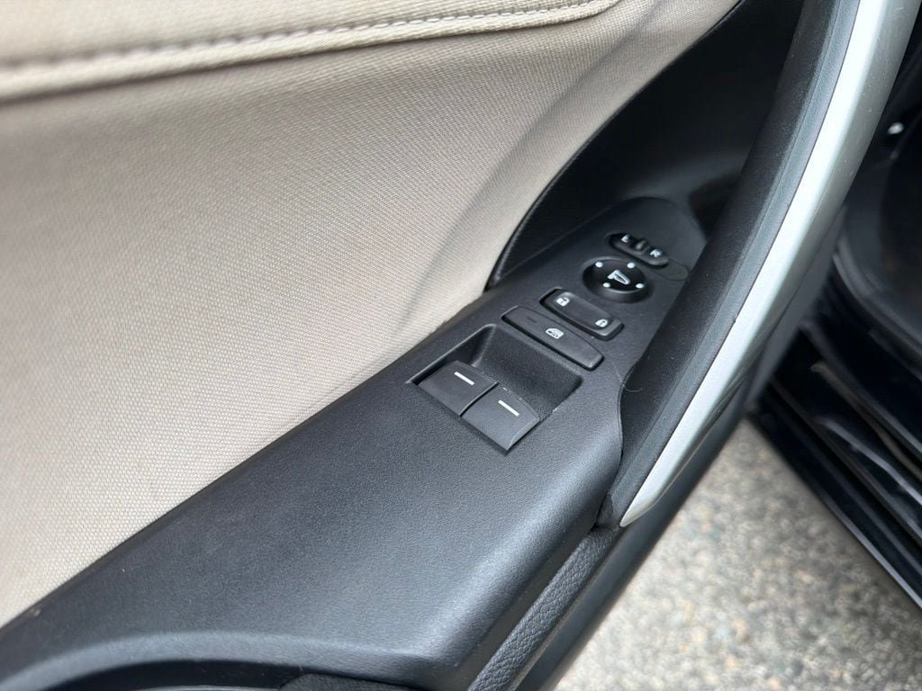 Used 2017 Honda Civic EX-T image 10