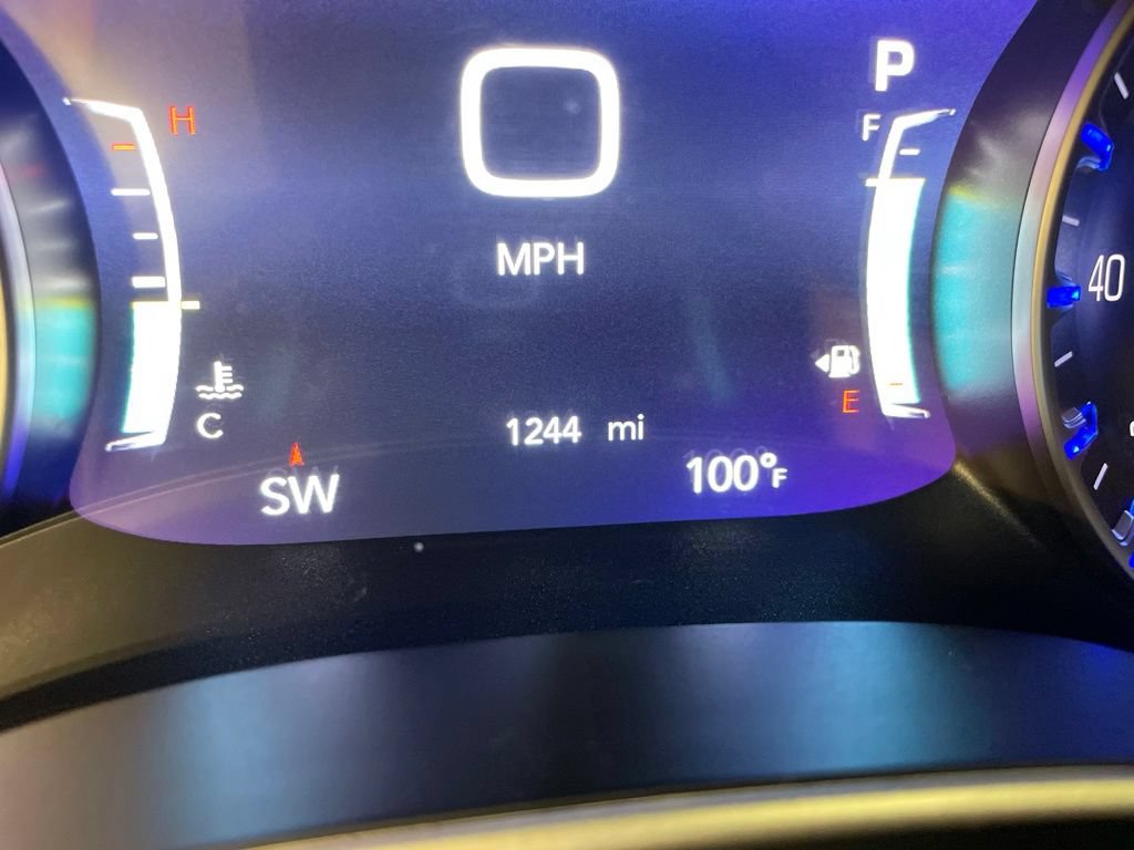New 2026 Chrysler Pacifica Select FWD image 13