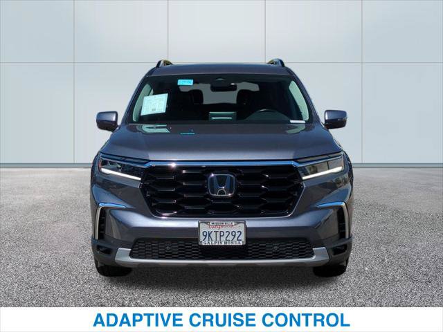 Certified 2024 Honda Pilot Touring image 3